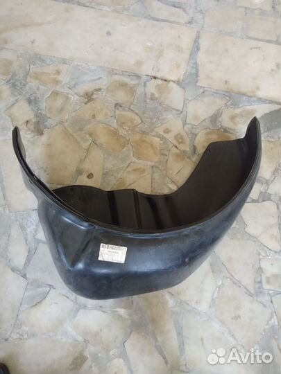 Подкрылок задний левый Chevrolet Aveo хетч T300