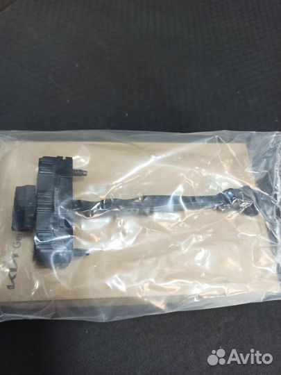 Kia к5 ограничитель передней левой двери новый