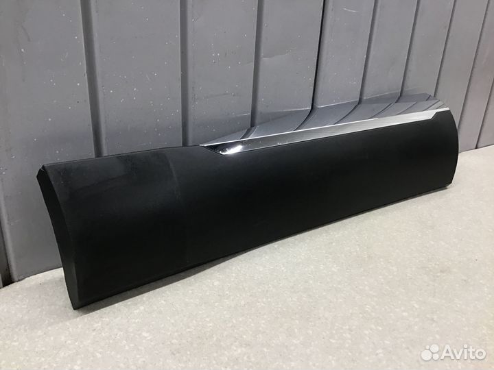 Накладка двери задней правой Haval F7 2019