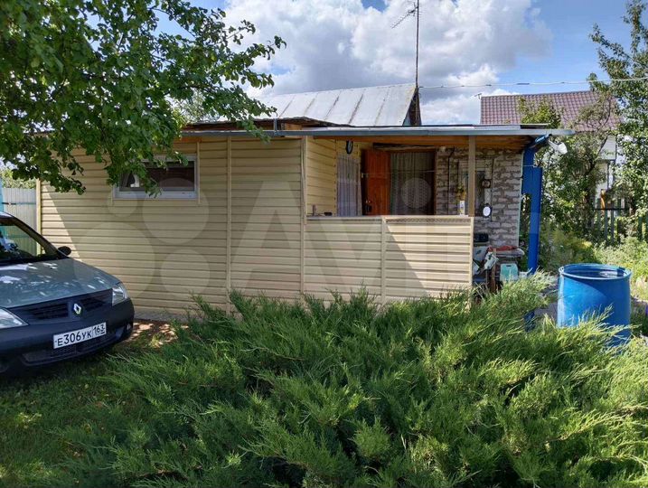 Дом 30 м² на участке 6 сот.