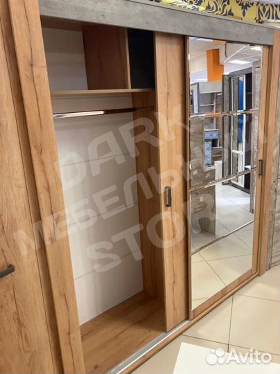 Шкаф-купе 220