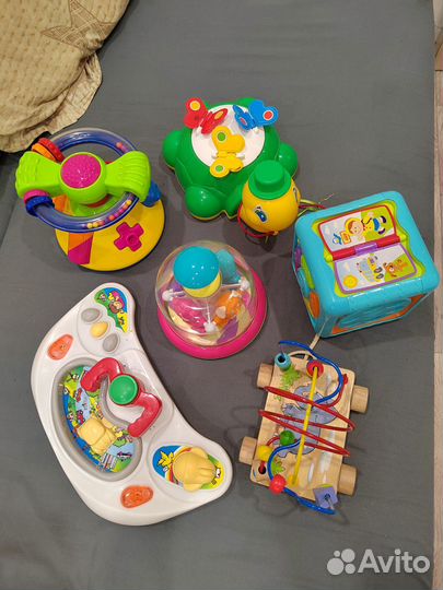 Развивающие игрушки пакетом