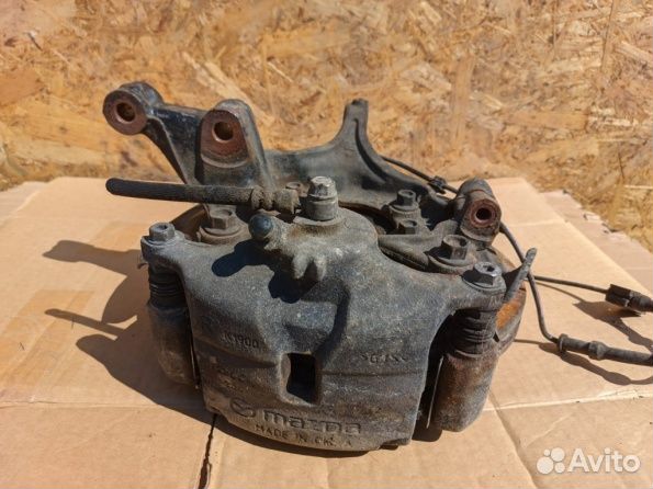 Поворотный кулак, сапфа mazda 3, 6 сх 5 2015г