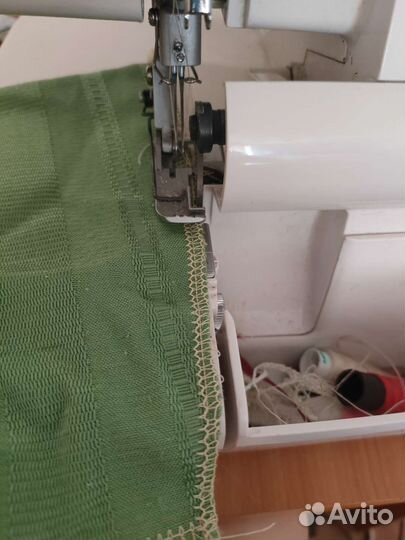 Оверлок Астралюкс