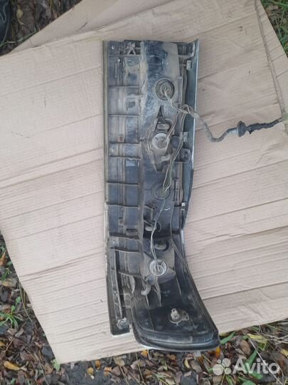 Задние фонари тойота карина ед