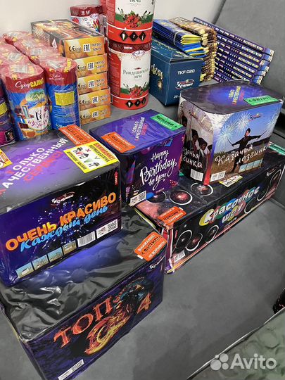 Салюты фейерверки римские свечи петарды бенгальки