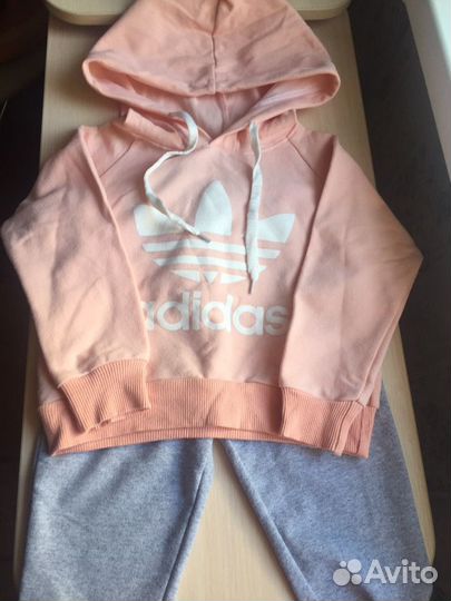 Костюм на мальчика 1-1,5 года