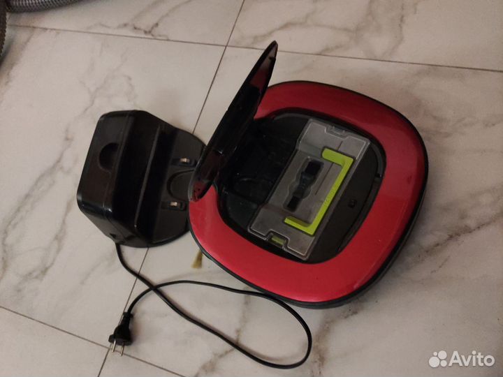 Робот-пылесос LG