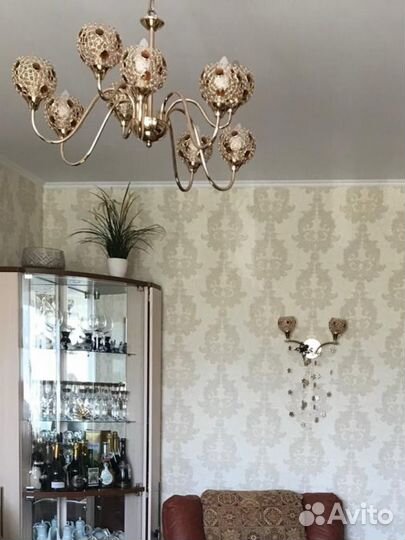 Люстра и бра комплект