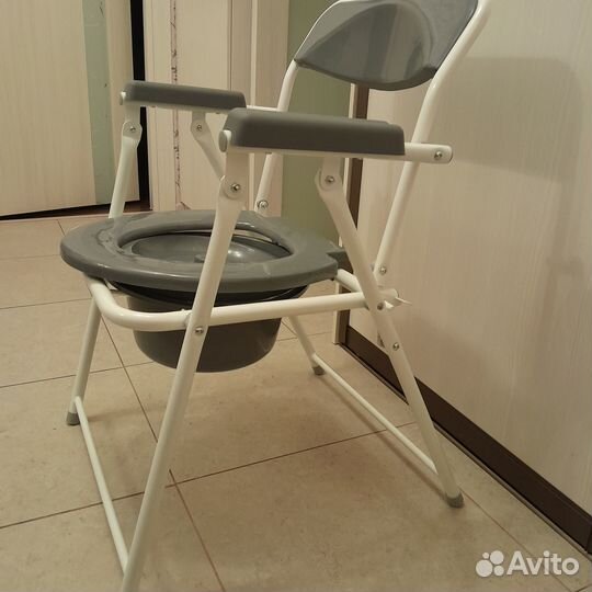 Санитарный стул туалет