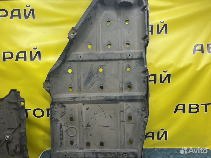 Защита топливного бака Lexus Rx 7764148100