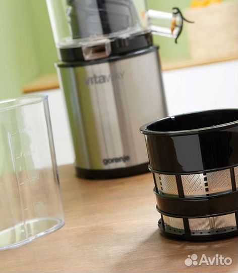 Соковыжималка Gorenje JC4800VWY, серебристый