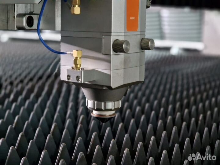 Лазерный станок для резки металла