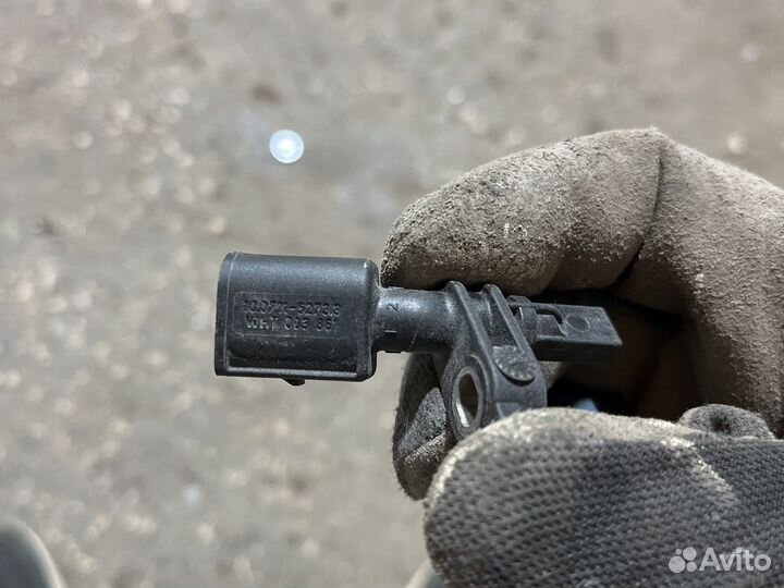 Датчик abs wv polo