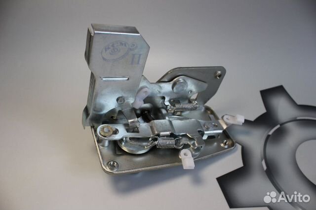 Замок двери правый маз ижкс