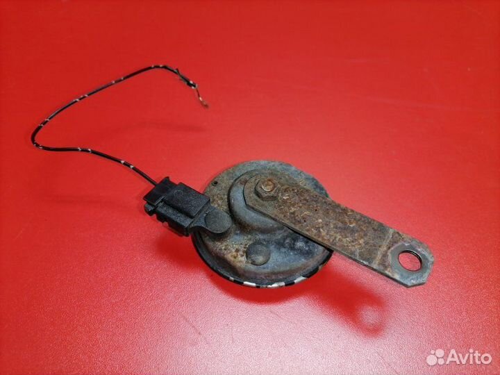 Сигнал звуковой Toyota Corolla ZZE121R 3ZZ-FE 2004