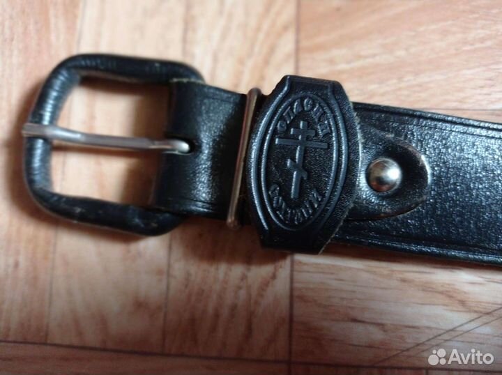 Кожаный ремень с молитвами