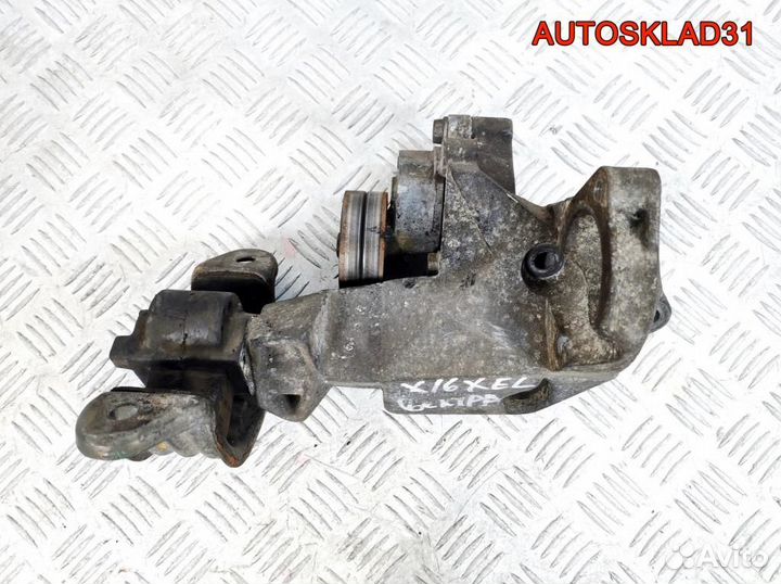 Кронштейн двигателя Opel Vectra B x16xel 90468139