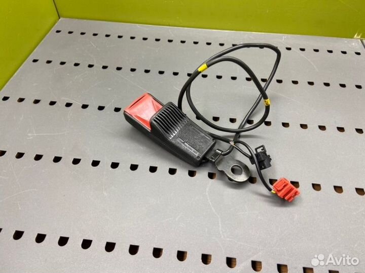 Замок ремня безопасности Mercedes-Benz S-Class