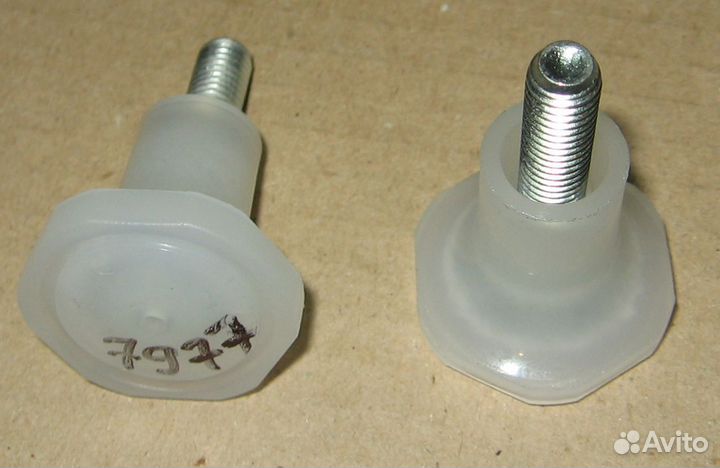 Ножка (опора) М8 передняя регулируемая для холо