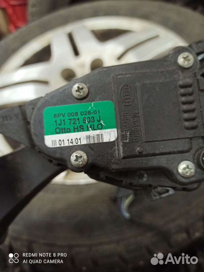 Гольф 4 Педаль газа (1J1 721 503J) оригинал