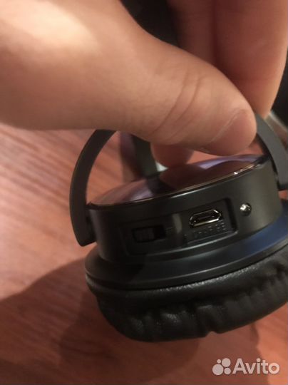 Беспроводные наушники