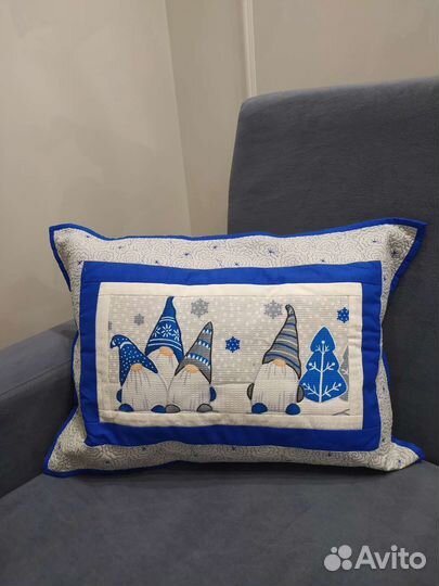 Декоративная подушка