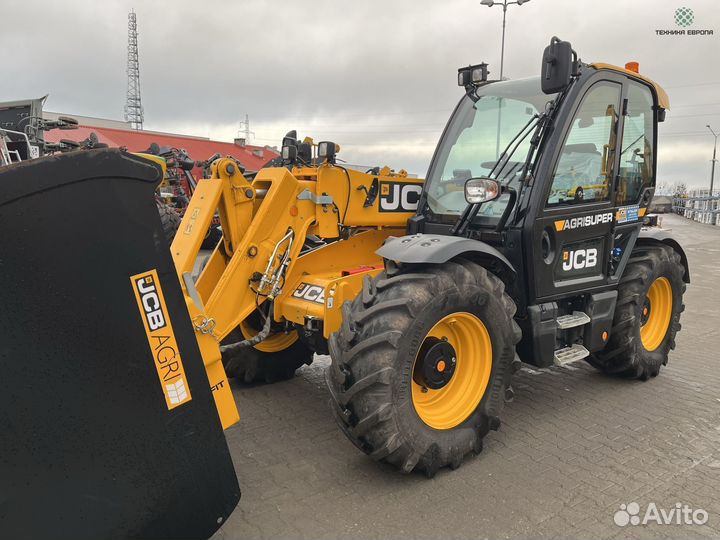 Телескопический погрузчик JCB 532-70 Agri Super, 2023