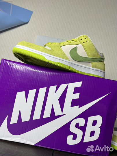 Кроссовки nike sb dunk low green apple