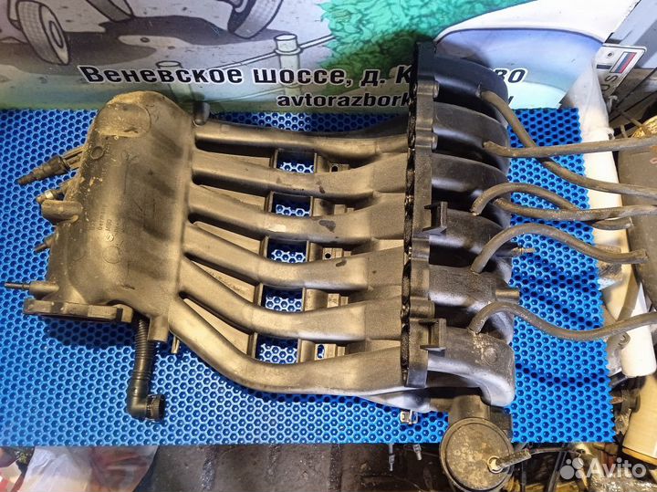 Коллектор впускной Volkswagen Touareg