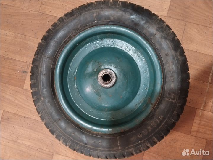 Колесо для тачки 3.00 8 (13х3)