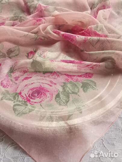 Нежный Красивый платок Розы