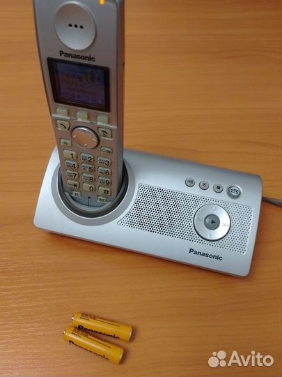 Продаю Panasonic KX-TG8125RUS автоответчик