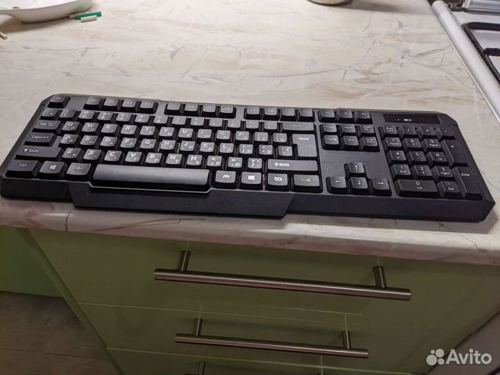 Новая беспроводная клавиатура