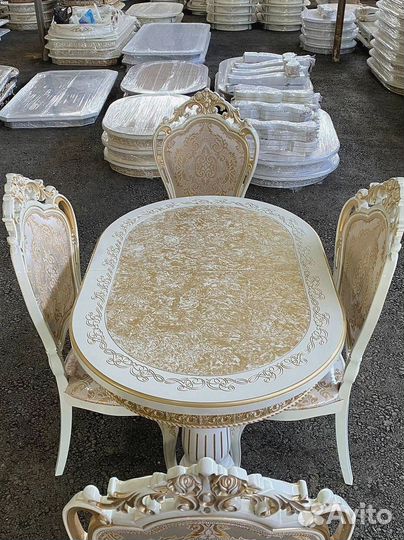 Стол для кухни. В наличии