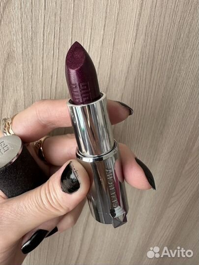 Givenchy помада