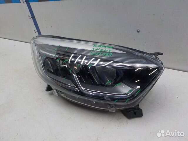 Фара правая на Renault Kaptur