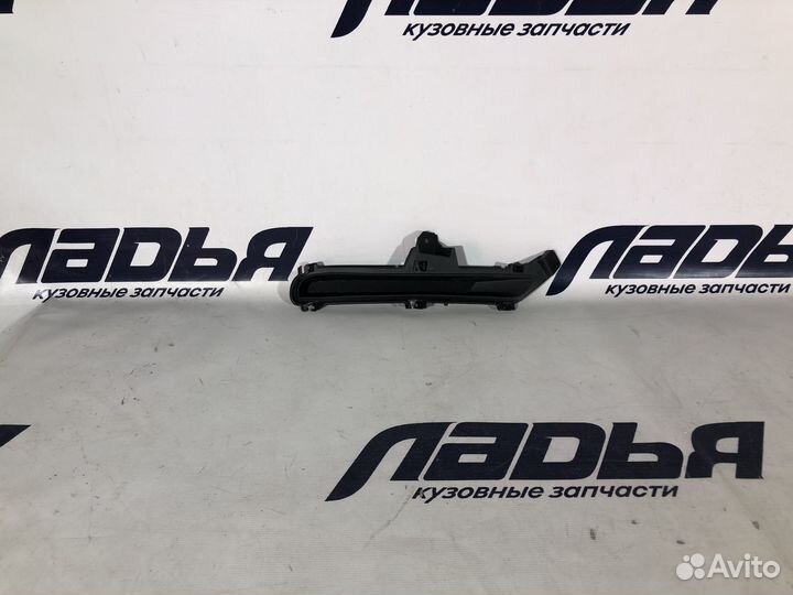 Заглушка дхо Kia Rio(15) правая