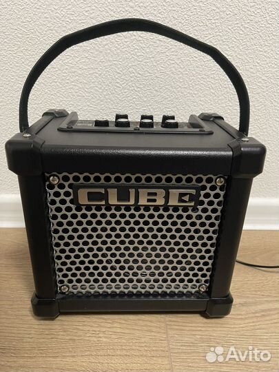 Комбоусилитель roland micro cube