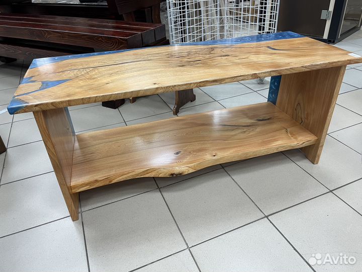 Стол из массива карагача 
