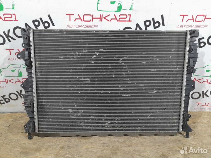 Радиатор охлаждения LR RR Velar/Discovery Sport