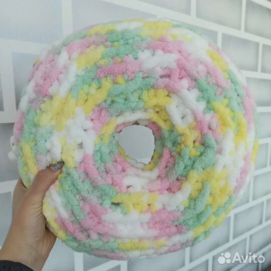 Подушка пончик