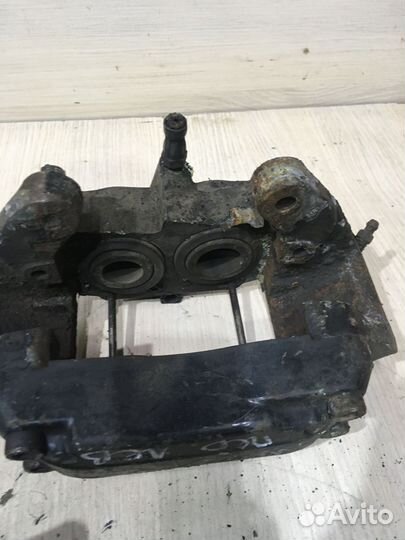 Суппорт тормозной передний левый Mercedes W220