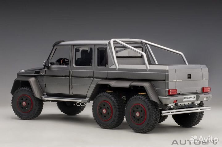 Mercedes-Benz G63 AMG 6x6 (76308) 1:18