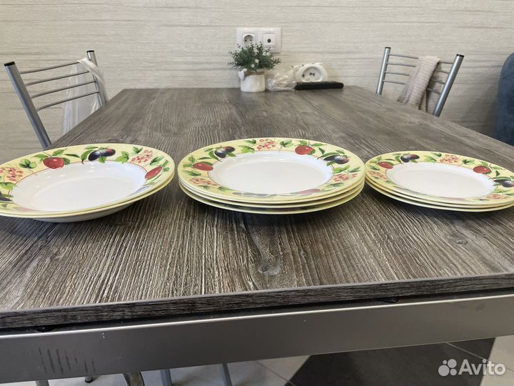 Набор столовой посуды