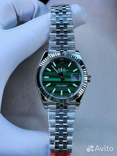 Часы Rolex Datejust 41 green dial 126300