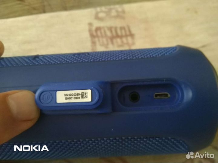 Портативная колонка jbl