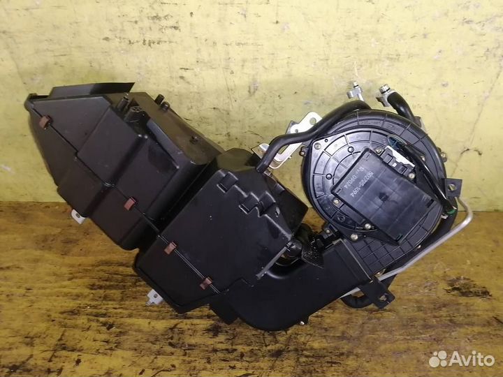 Печка салона Nissan Presage U30 Задний 2001