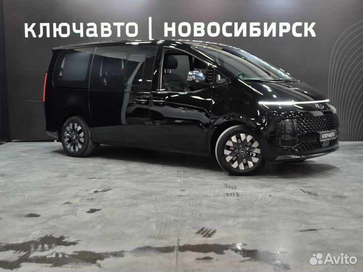 Hyundai Staria 3.5 AT, 2023, 20 км