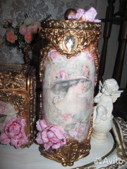 Контейнеры для ватных дисков и палочек. Коробочки